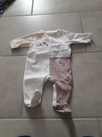 pijama velours 1mois tres bon état Tex baby