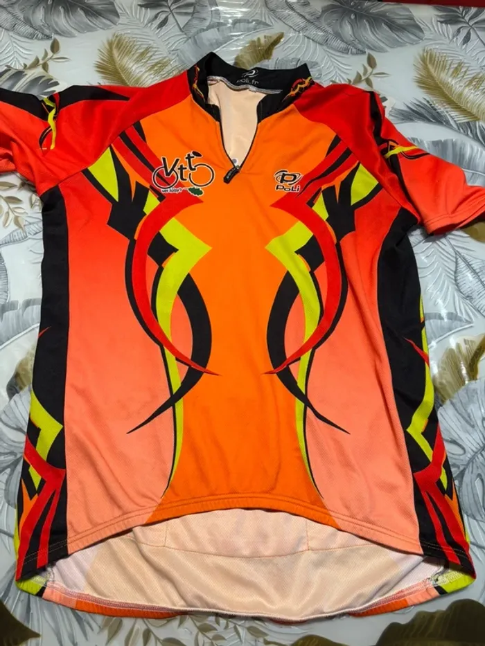 Lot vêtements cyclisme - photo numéro 2