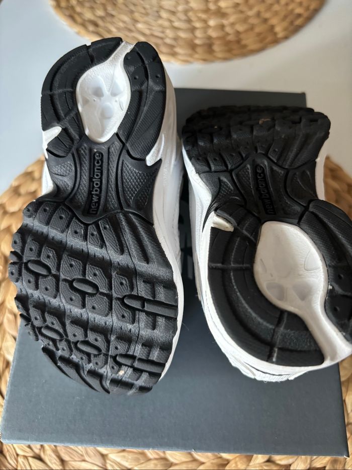 Baskettes New balance - photo numéro 3