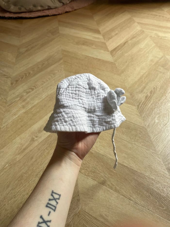 Chapeau bébé taille 43 - photo numéro 2