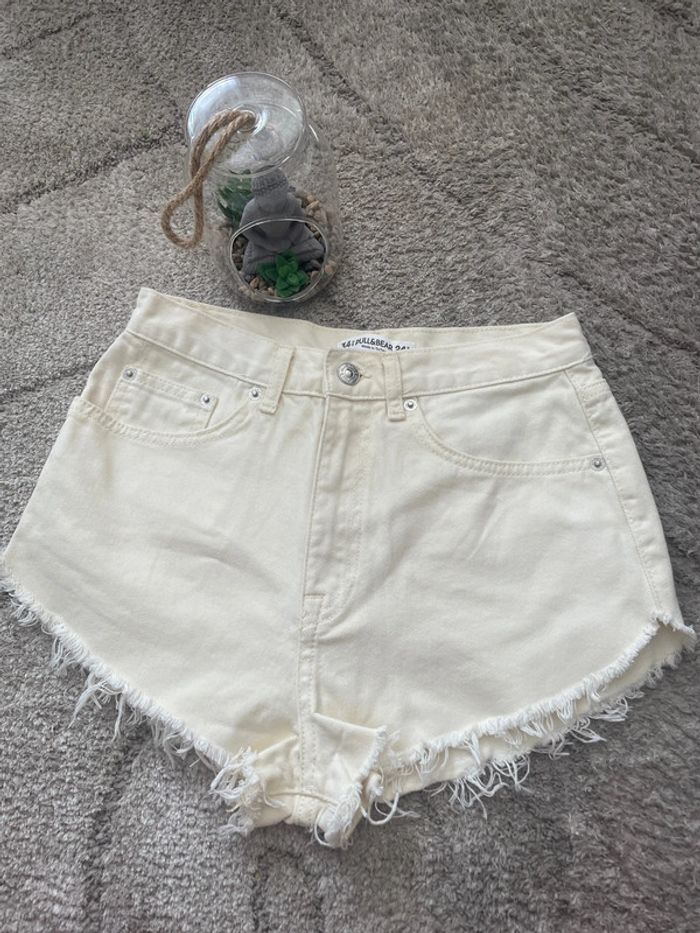 Short jaune T34