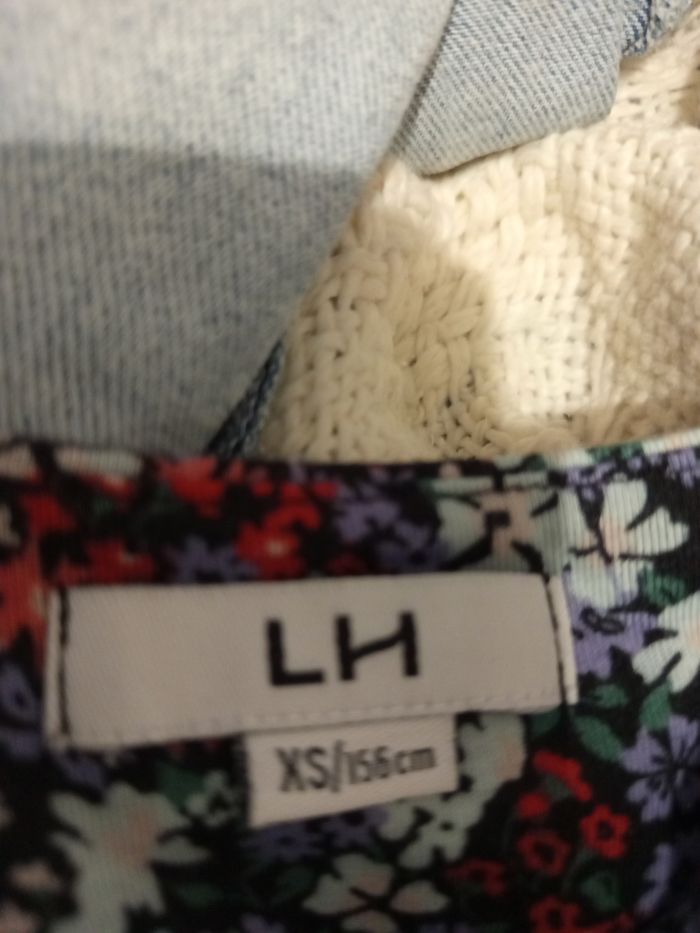 Combishort fleuri taille xs - photo numéro 4