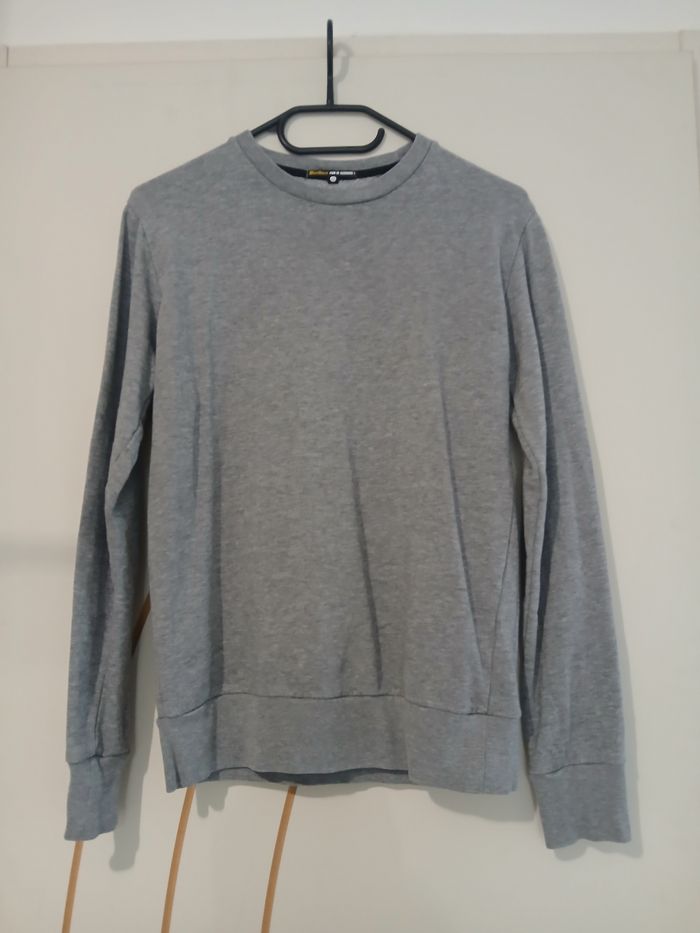 Pull classic bizzbee taille XS