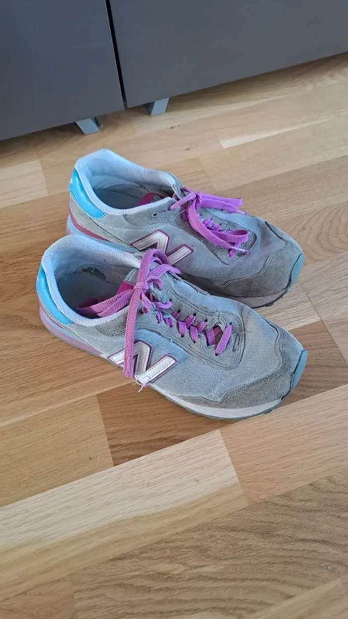 Basket New Balance bleu et mauve 40.5