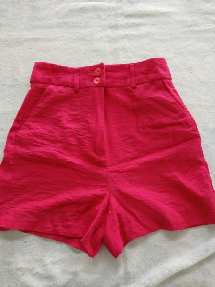Short cache cache taille 34