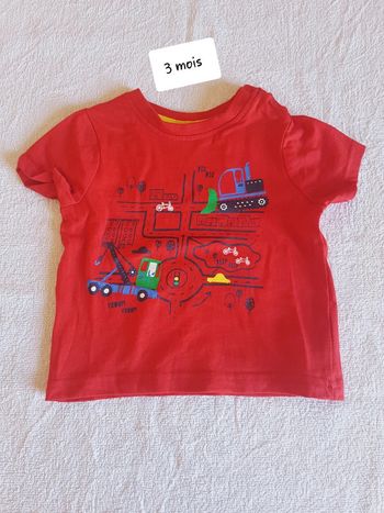 T-shirt primark 3 mois