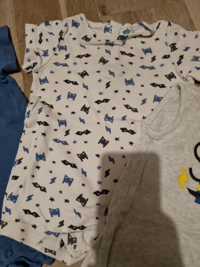 Lot de 3 combishorts 6 mois - photo numéro 2