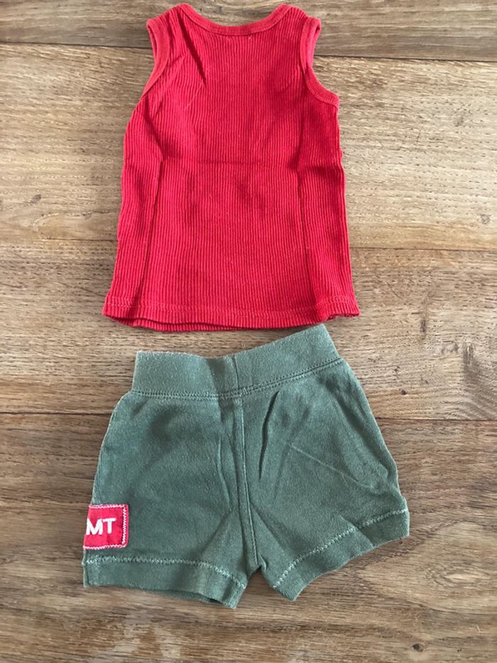Short kaki et débardeur rouge 6 mois - photo numéro 2