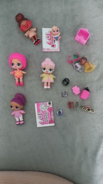 Lot poupée lol