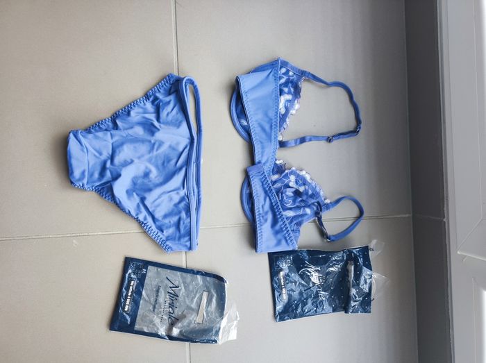 Ensembles soutien gorge et culotte de Miriale Neuf - photo numéro 2