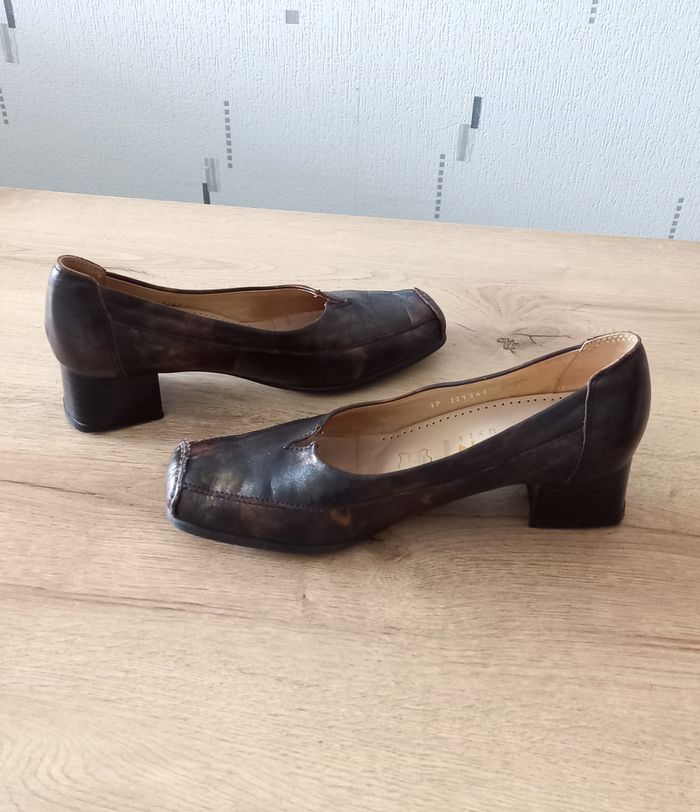 Chaussures vintage " Besson " - photo numéro 2