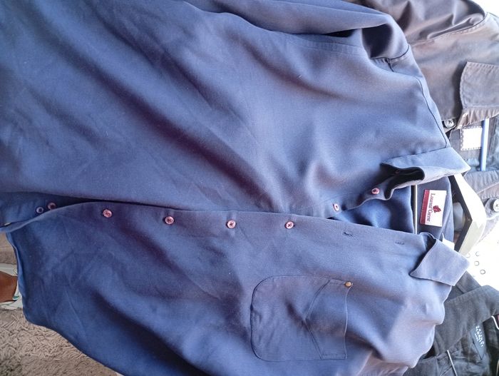 Vends  boots T44,chaussure heyraud neuf T43,gilet,chemises  de marques TM,S,sandale T43  de marque neuf - photo numéro 5