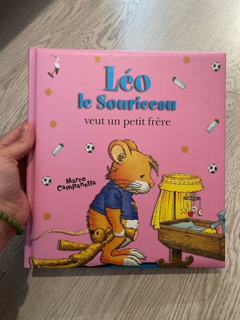 Livre Léo le souriceau