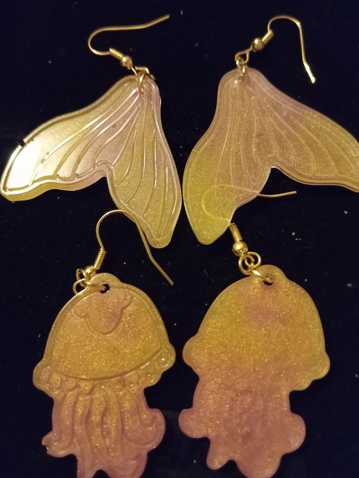 Lot de boucles d'oreilles en résine - photo numéro 4