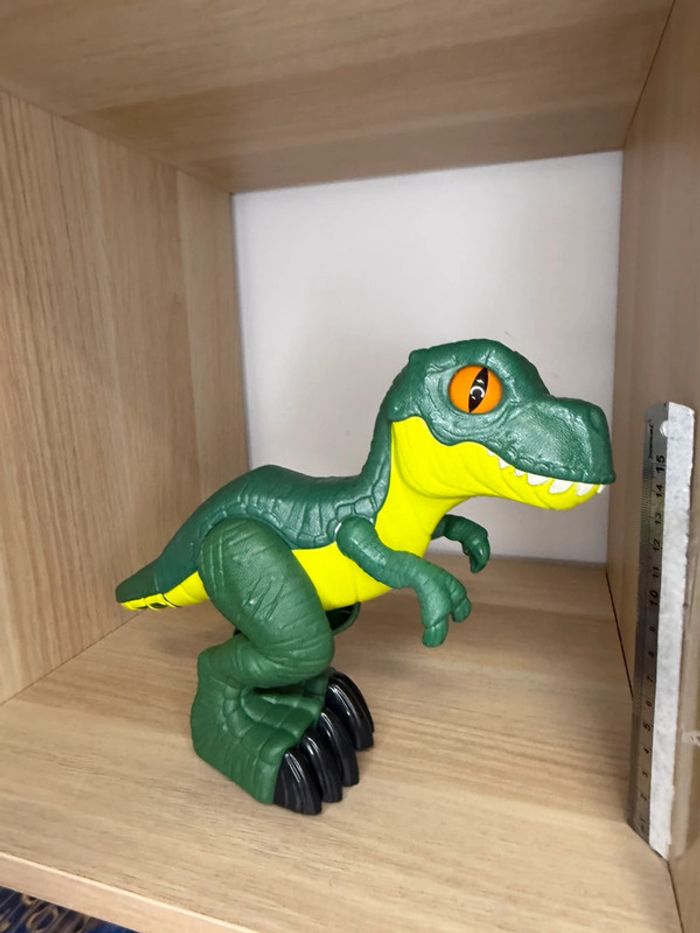 Velociraptor jurassic world 1 et age