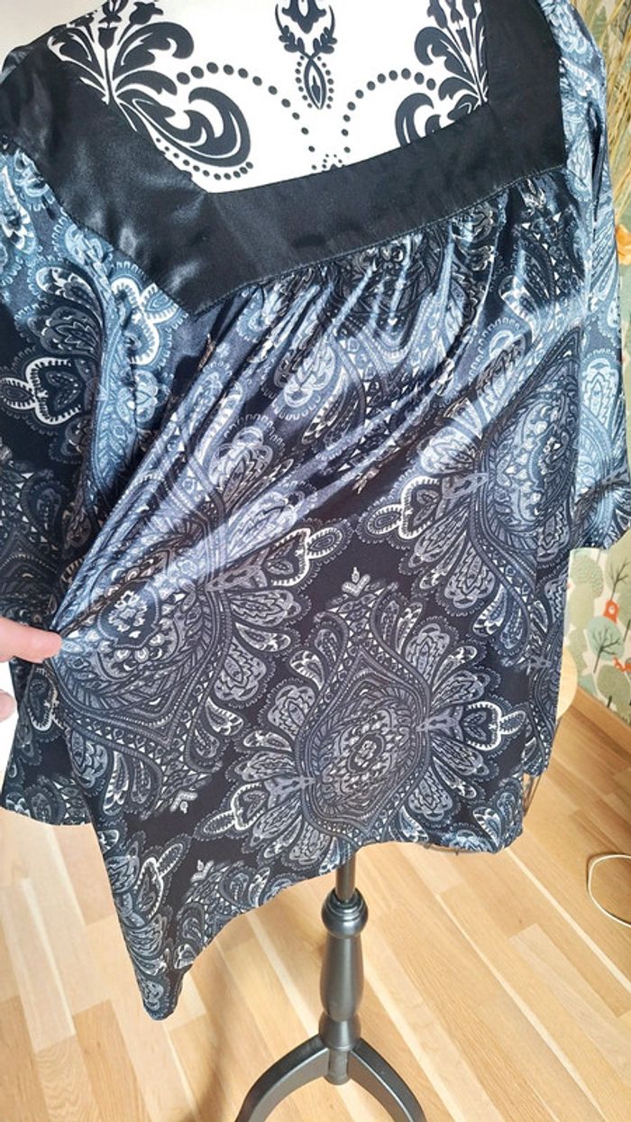 🦚 Magnifique blouse femme à motifs taille 40/42  🦚 - photo numéro 5