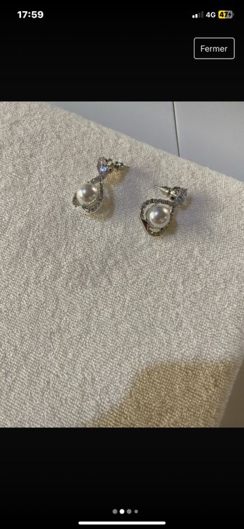 Boucle d’oreille doré avec perles de culture fantaisie