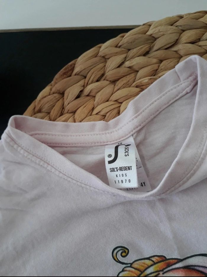 Haut d'été licorne Taille 4 ans💞🌿 - photo numéro 3