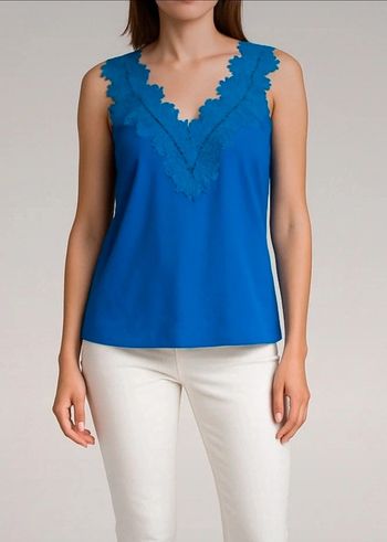 Haut bleu avec dentelle – Jessie & Co