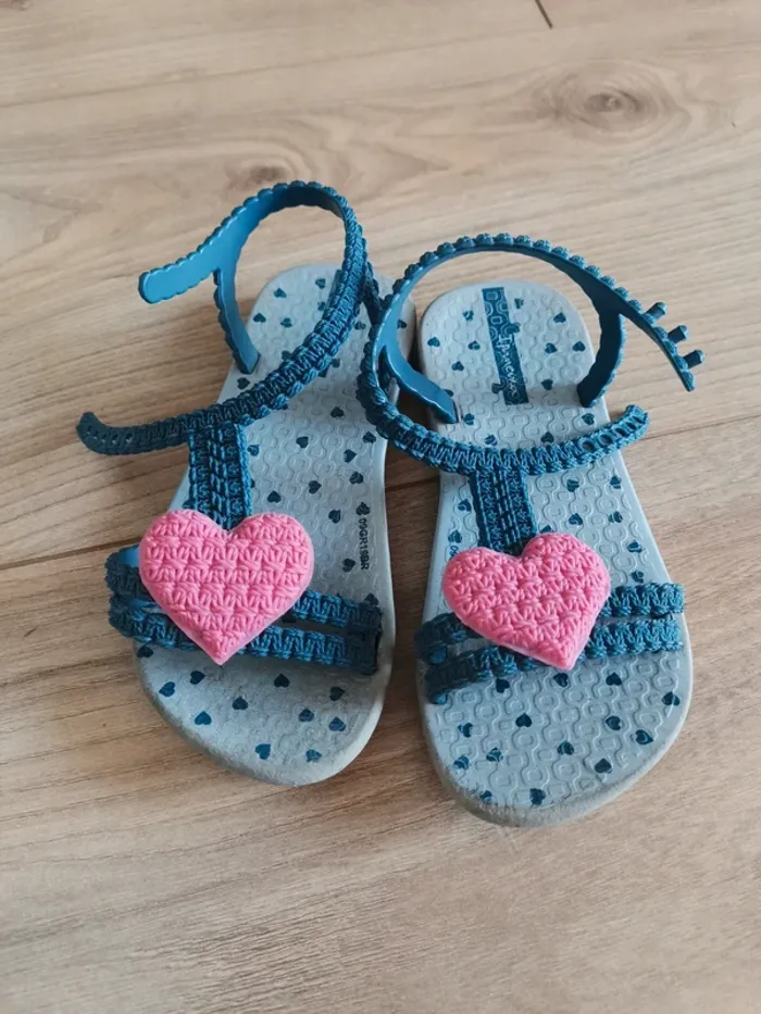 Sandales fille 24