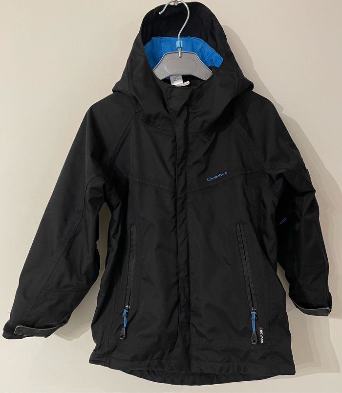 Veste à Capuche Randonnée imperméable garçon 5 ans Noir Quechua décathlon en