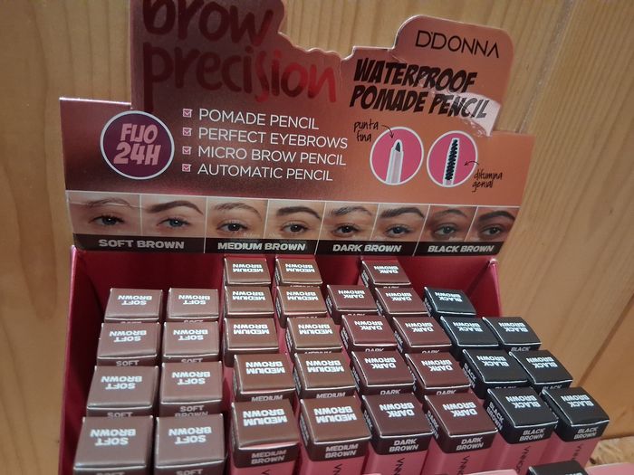 Crayon pommade à sourcil ddonna 2,50e - photo numéro 3