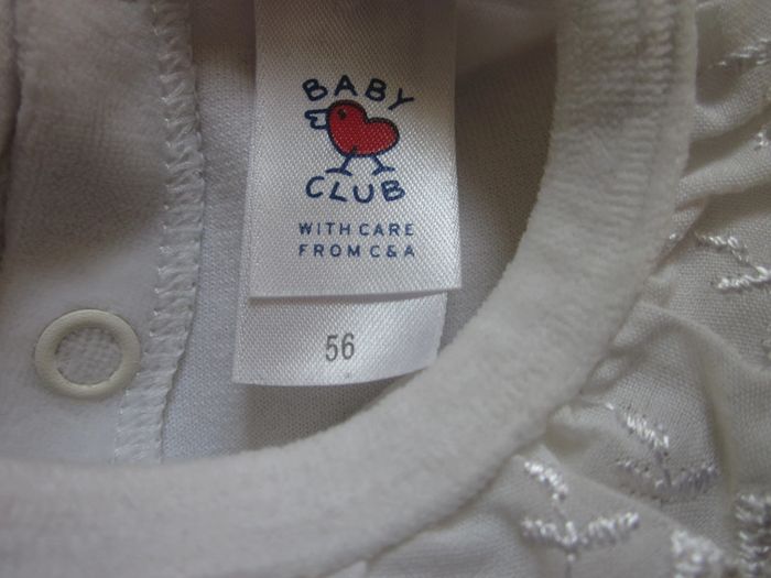 Brassière velours blanche 1 mois - photo numéro 3