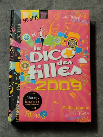 Dico Des Filles 2009 (+Bracelet) Dominique-Alice Rouyer, Marianne Dupuy-Sauze (Illustrations)