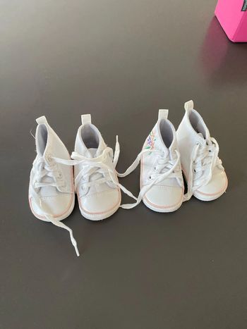 Lot de 2 paires de chaussures kiabi 6/9 mois