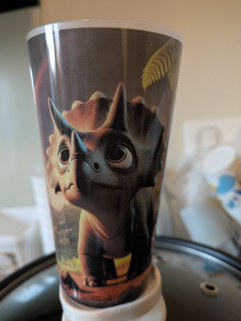 Verre plastique Dinausore