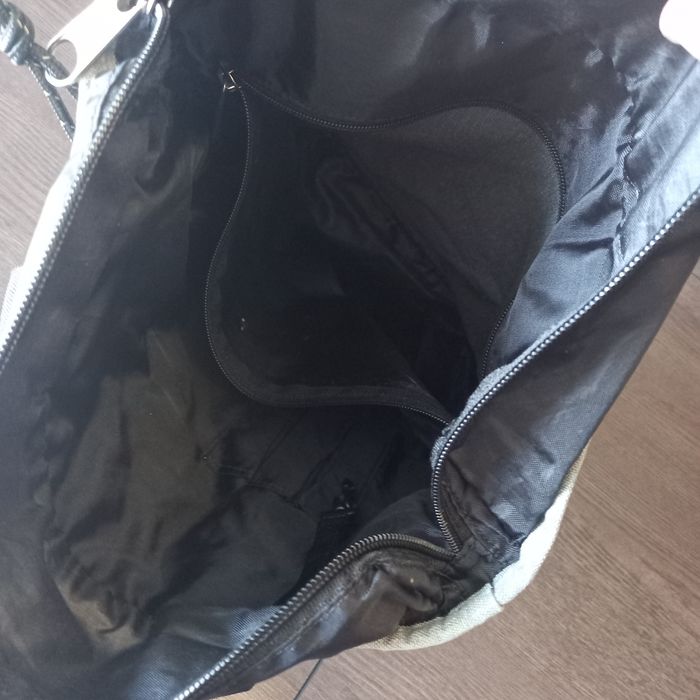 Sac gris "Eastpak" - photo numéro 9