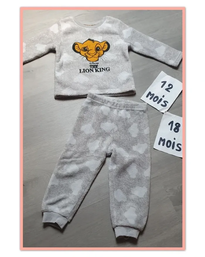 Pyjama polaire 2 pièces 12/18mois roi lion 🦁