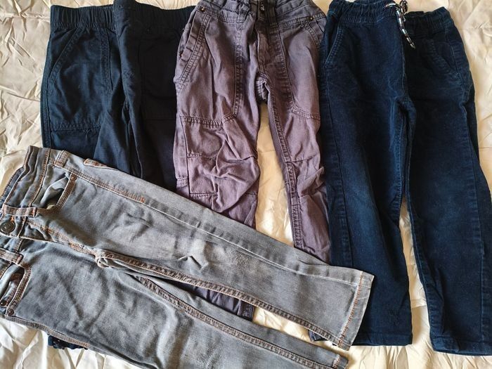 Lot de vêtements grandes marques 4 ans garçon+de 84 articles - photo numéro 4