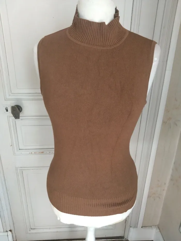 Pull sans manches Tara Jarmon – col montant marron T36/38 - photo numéro 3