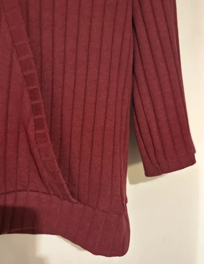 Pull bordeaux côtelé Cache Cache taille M - photo numéro 2