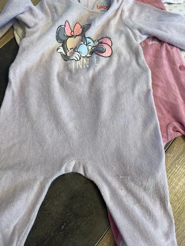 Lot pyjamas 6 mois - photo numéro 4