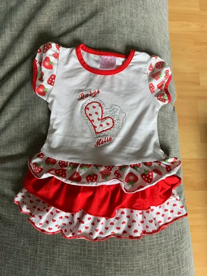 Robe et gilet  un an