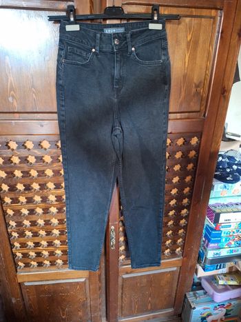 Jeans 34 primark €