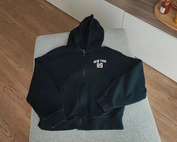 Sweat zippé fille Kiabi 12 ans.