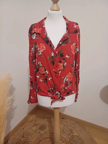 Chemise rouge Fleurie taille XS 34