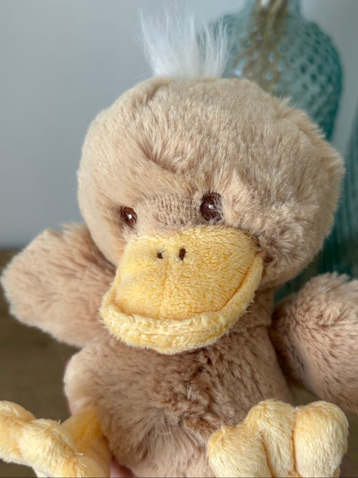 Peluche caneton 16 cm Bukowski très bon état - photo numéro 9