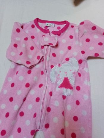 Pyjama rose velours m.l / 3 mois