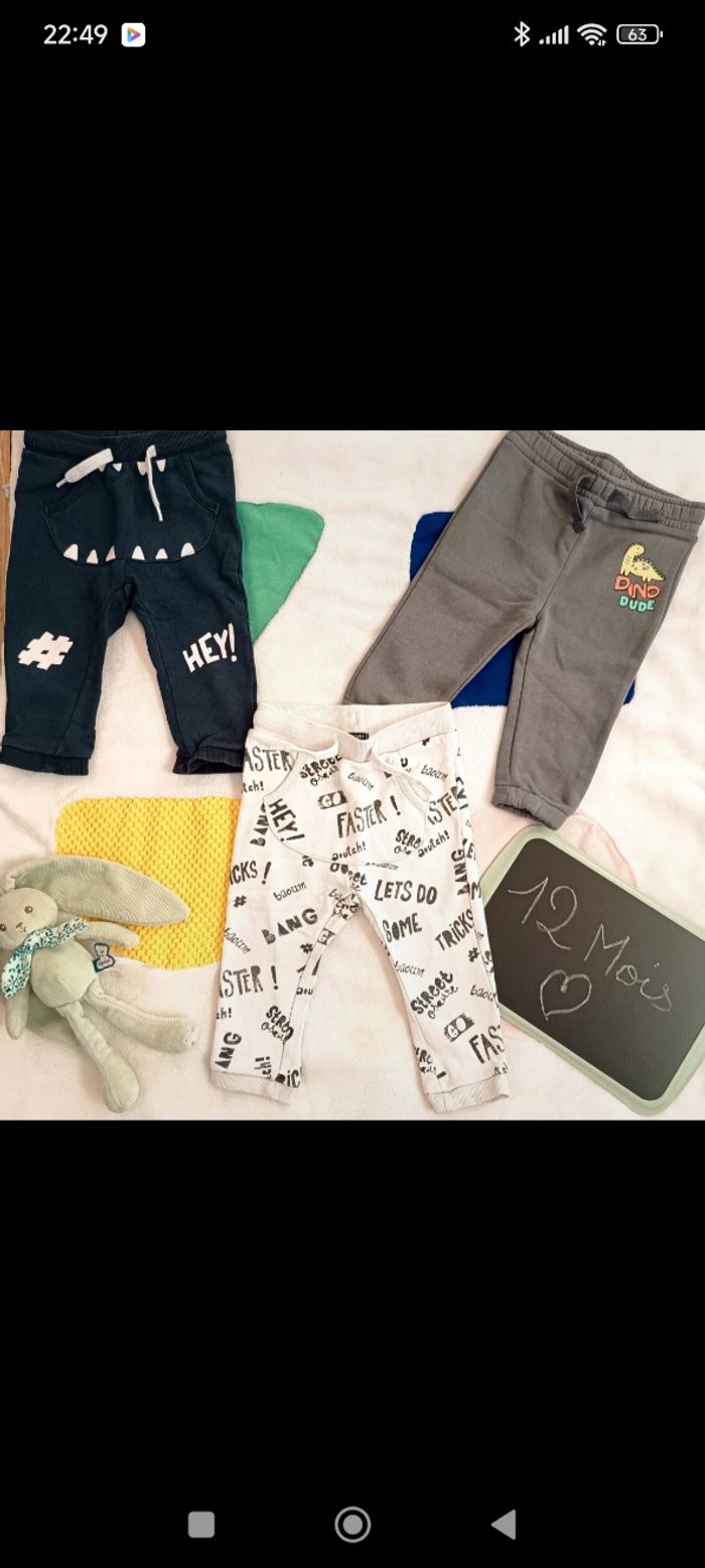 Lot de joggings 12 mois