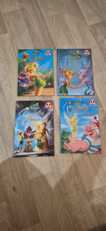 Lot de 4 livres La fée Clochette