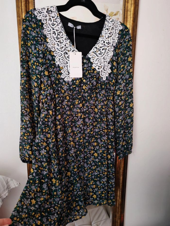Robe fleurie neuve