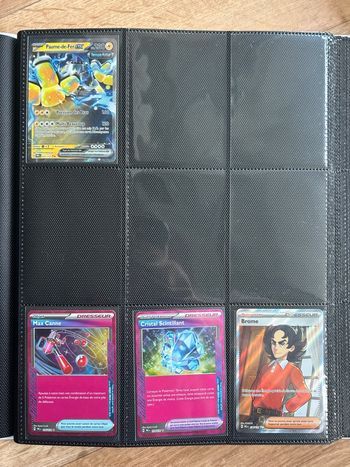 Lot de cartes Évolutions Prismatiques (Dresseur,, Ex et High Tech)