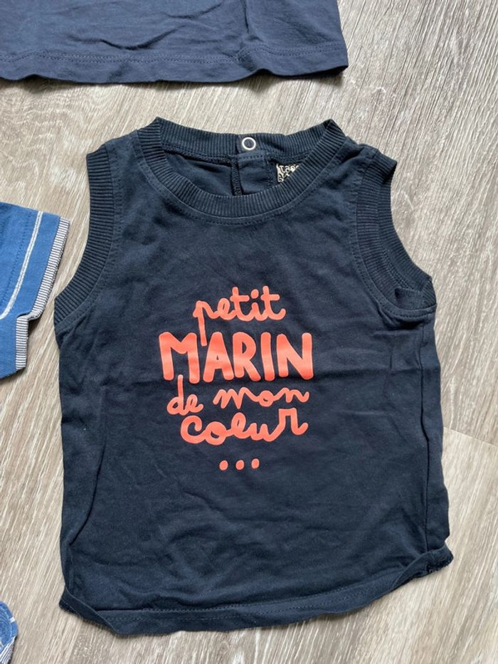 Lot 4 hauts 12 mois - photo numéro 4