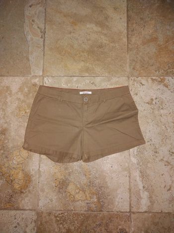 Short femme court en 40