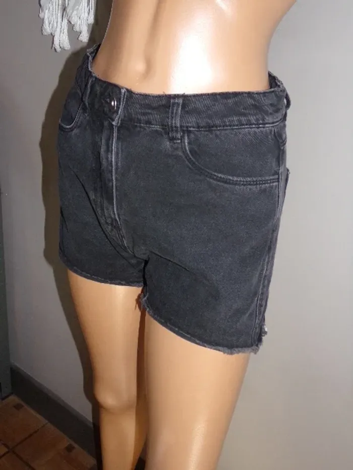 Short - photo numéro 3