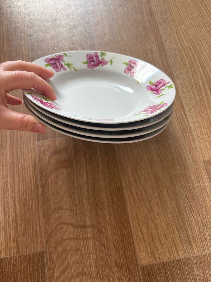 lot de 4 assiettes - photo numéro 2